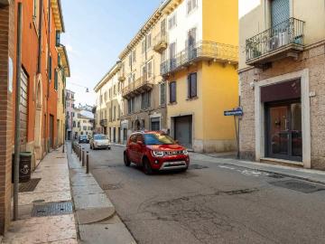 Appartamento in affitto a Verona VR
