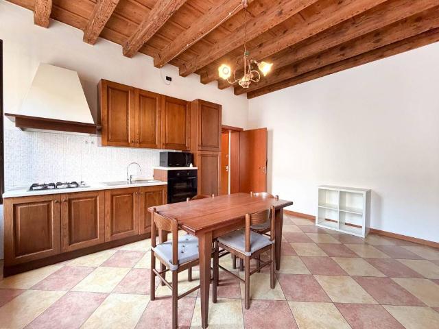 Appartamento in affitto a Verona VR