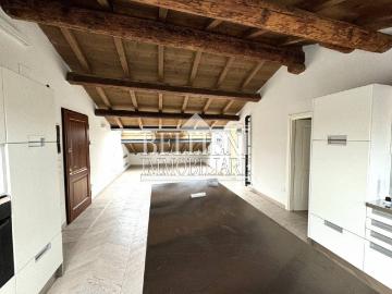 Appartamento in affitto a Vicenza contrà Pasini, box, terrazzo, ascensore TrovaCasa