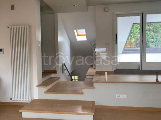 Appartamento in affitto a Vicenza, giardino privato, posto auto, terrazzo TrovaCasa