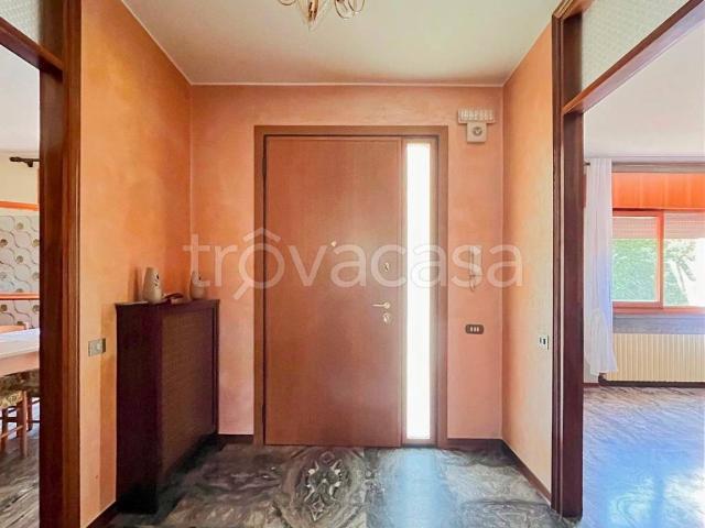 Appartamento in affitto a Vicenza, giardino privato, riscaldamento autonomo, parzialmente arredato TrovaCasa