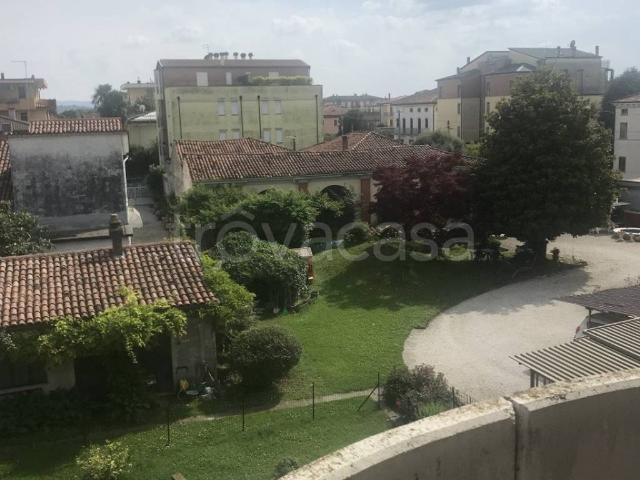 Appartamento in affitto a Vicenza polegge, box, terrazzo, riscaldamento autonomo TrovaCasa