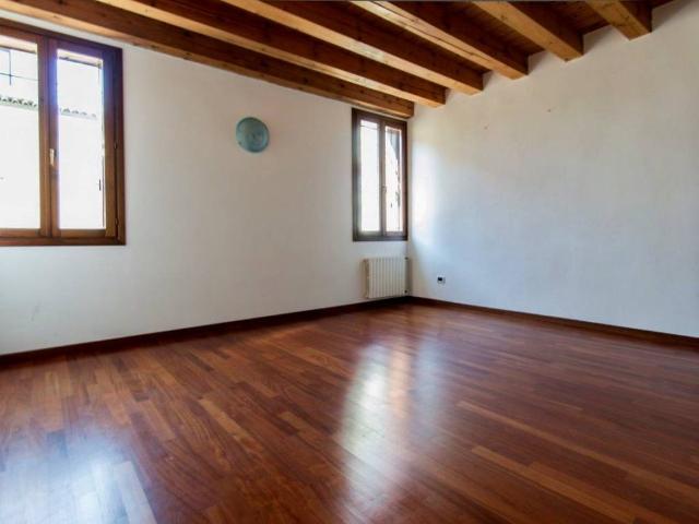 Appartamento in affitto a Vicenza VI