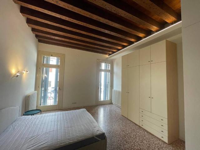 Appartamento in affitto a Vicenza VI