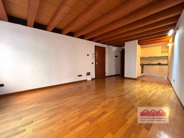 Appartamento in affitto a Vicenza VI