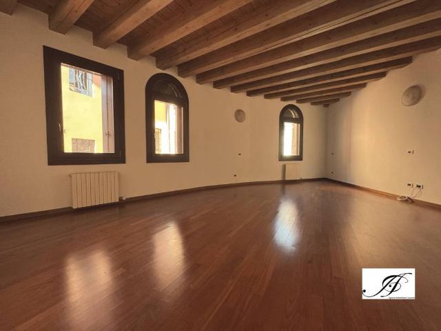 Appartamento in affitto a Vicenza VI