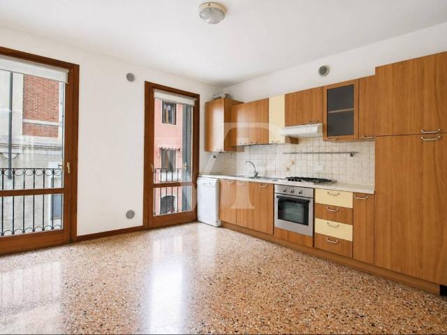 Appartamento in affitto a Vicenza VI
