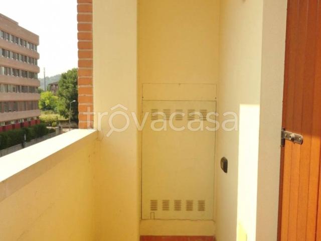 Appartamento in affitto a Vicenza via Cengio, non arredato/vuoto, box, terrazzo TrovaCasa