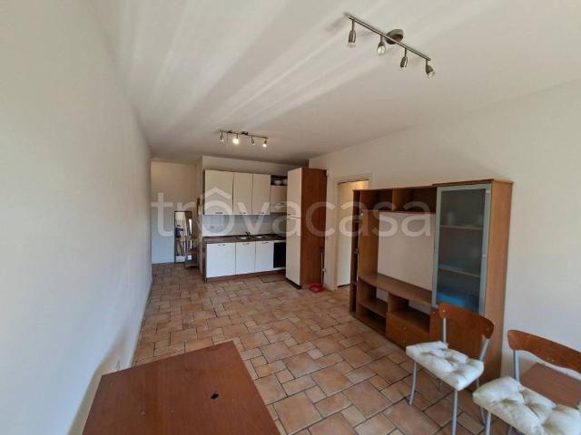 Appartamento in affitto a Vicenza via Gino Visonà, arredato, box, terrazzo TrovaCasa