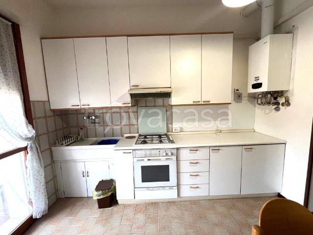 Appartamento in affitto a Vicenza via Luigi Cappello, arredato, box, terrazzo TrovaCasa