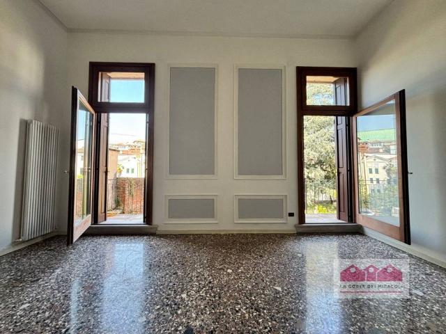 Appartamento in affitto a Vicenza via Polo Lioy 13, giardino privato, posto auto, centrale TrovaCasa