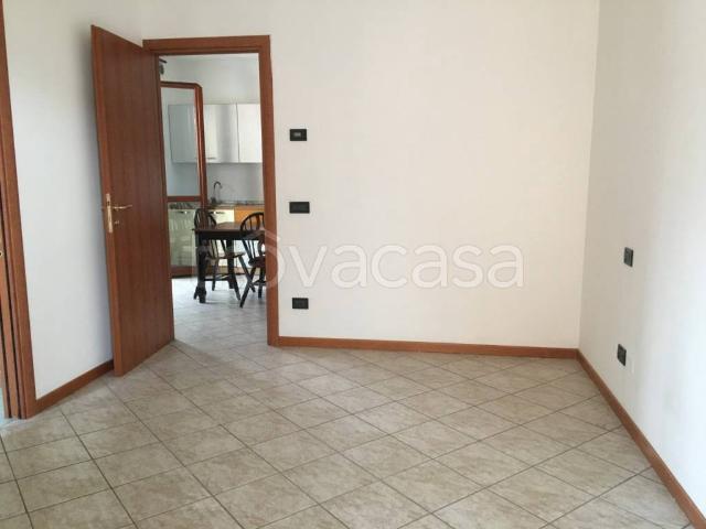 Appartamento in affitto a Vicenza viale Anconetta, non arredato/vuoto, box, ascensore TrovaCasa