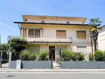 Appartamento in affitto a Vicenza viale Astichello, 51, box, terrazzo, riscaldamento autonomo TrovaCasa
