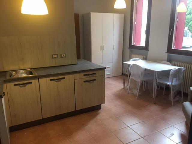 Appartamento in affitto a Viadana MN