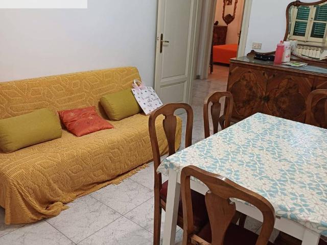 Appartamento in affitto a Viareggio via de amicis, 130, ingresso indipendente, cucina abitabile, studio TrovaCasa