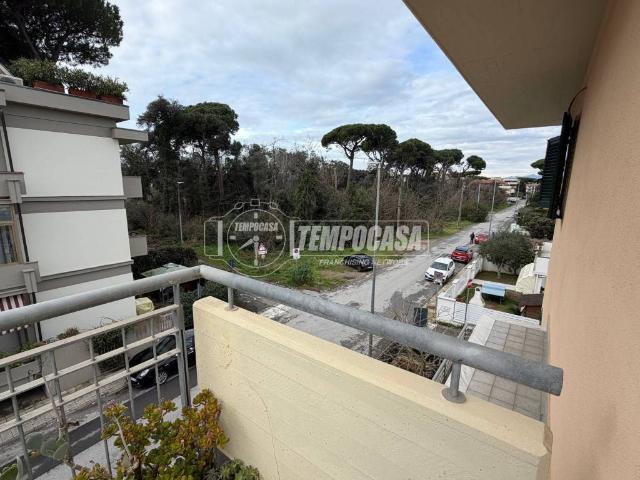 Appartamento in affitto a Viareggio via San Giovanni Bosco, arredato, posto auto, terrazzo TrovaCasa