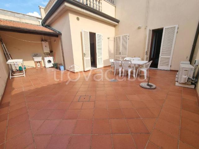 Appartamento in affitto a Viareggio via Sant'Andrea, 343, arredato, terrazzo, ascensore TrovaCasa