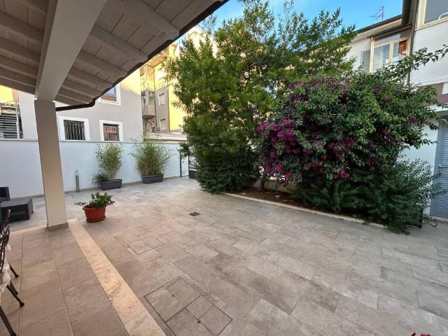 Appartamento in affitto a Viareggio LU