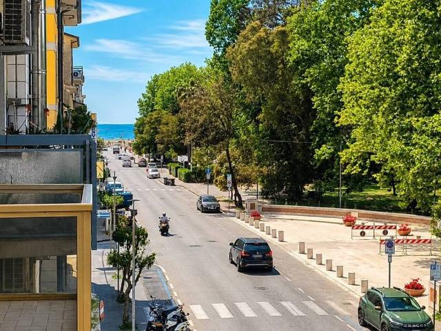 Appartamento in affitto a Viareggio LU