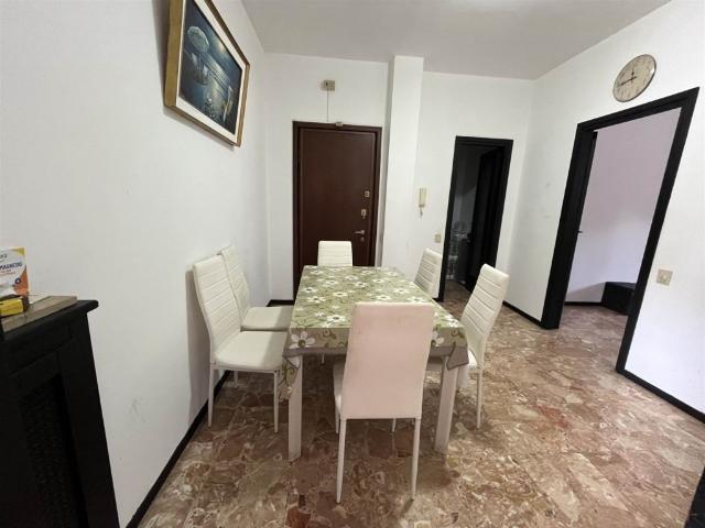 Appartamento in affitto a Vigevano, arredato, ascensore, cantina TrovaCasa
