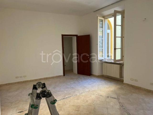 Appartamento in affitto a Vigevano via Simone del Pozzo, 11, non arredato/vuoto, riscaldamento autonomo, libero subito TrovaCasa