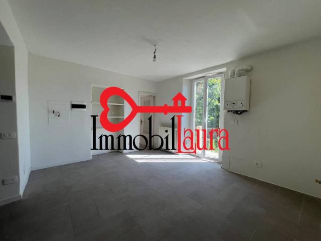 Appartamento in affitto a Viggiù VA