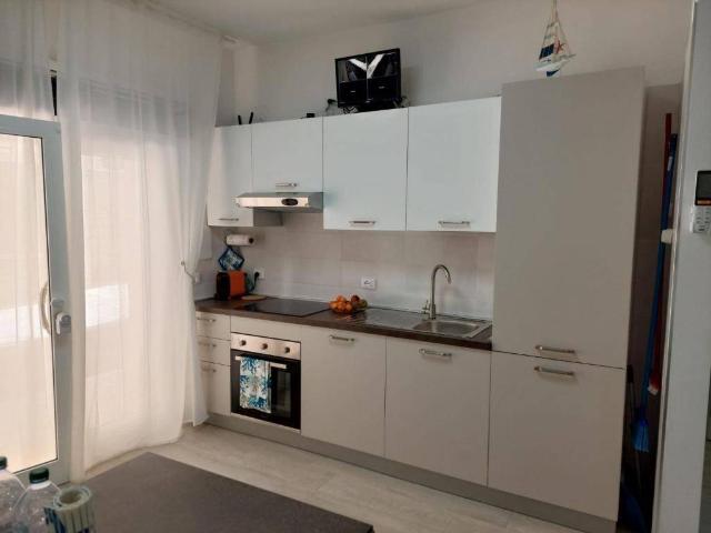 Appartamento in affitto a Vieste FG