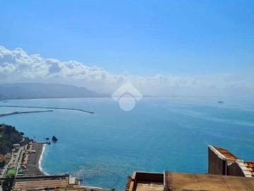 Appartamento in affitto a Vietri sul Mare via primo turino, terrazzo, vista mare, parzialmente arredato TrovaCasa