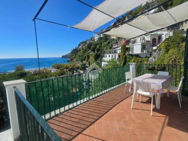 Appartamento in affitto a Vietri sul Mare SA