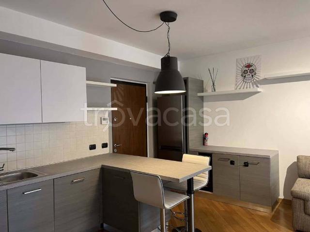 Appartamento in affitto a Villa Guardia via Monte Grappa, parquet TrovaCasa