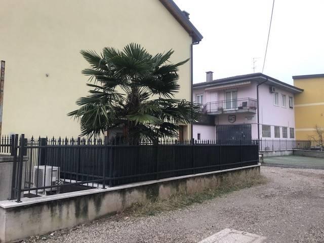 Appartamento in affitto a Villafranca di Verona VR