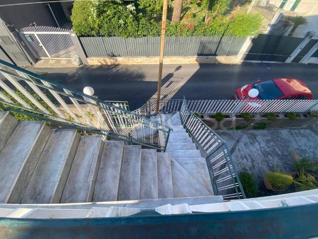 Appartamento in affitto a Villafranca Tirrena via Zizzo, 3, non arredato/vuoto, terrazzo, ingresso indipendente TrovaCasa