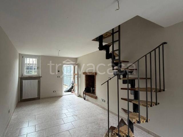 Appartamento in affitto a Villanova d'Asti via Duchessa Beatrice, non arredato/vuoto, box, balcone TrovaCasa