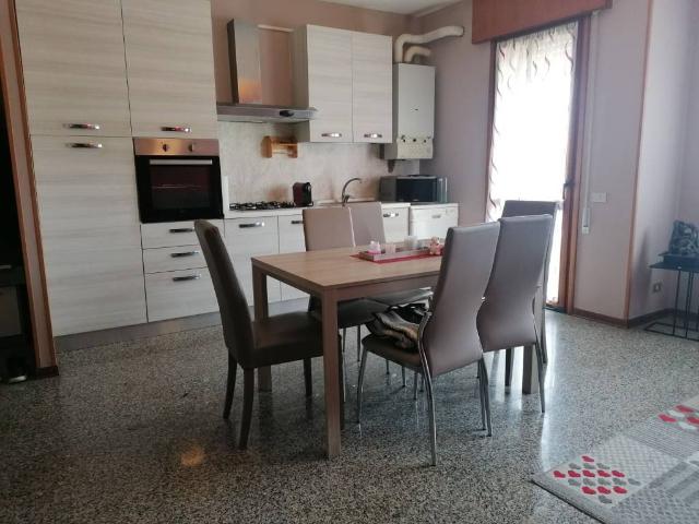 Appartamento in affitto a Villanova del Ghebbo RO