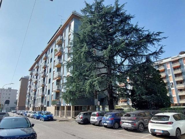 Appartamento in affitto a Villasanta MB