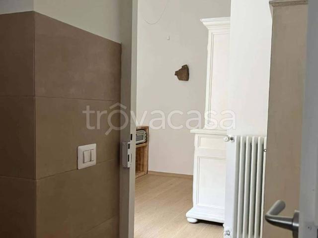 Appartamento in affitto a Viterbo via Aurelio Saffi, arredato, riscaldamento autonomo, ristrutturato TrovaCasa