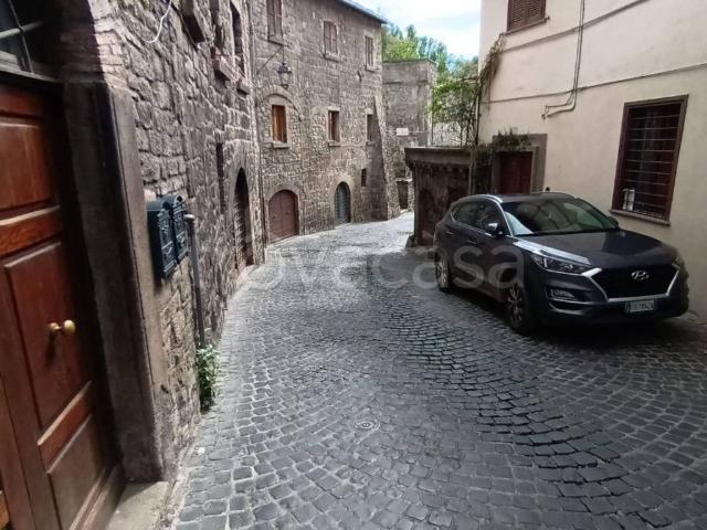 Appartamento in affitto a Viterbo via Vallepiatta, arredato, riscaldamento autonomo, ristrutturato TrovaCasa