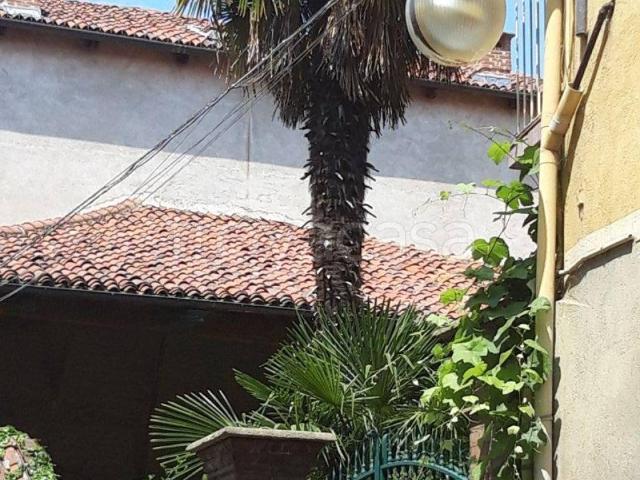 Appartamento in affitto a Volpiano via Re Arduino, 3, arredato, travi a vista, ristrutturato TrovaCasa