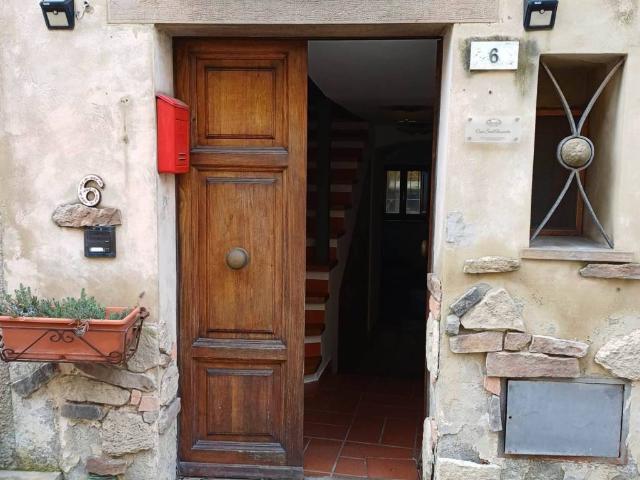 Appartamento in affitto a Volterra PI