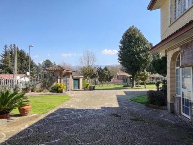 Appartamento in affitto a Zagarolo RM