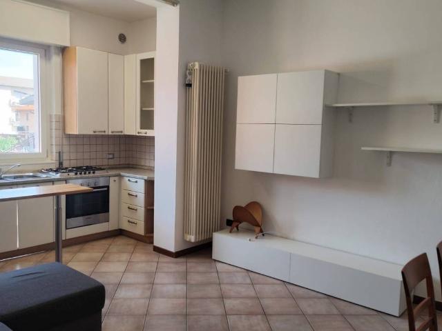 Appartamento in affitto a Zanica BG