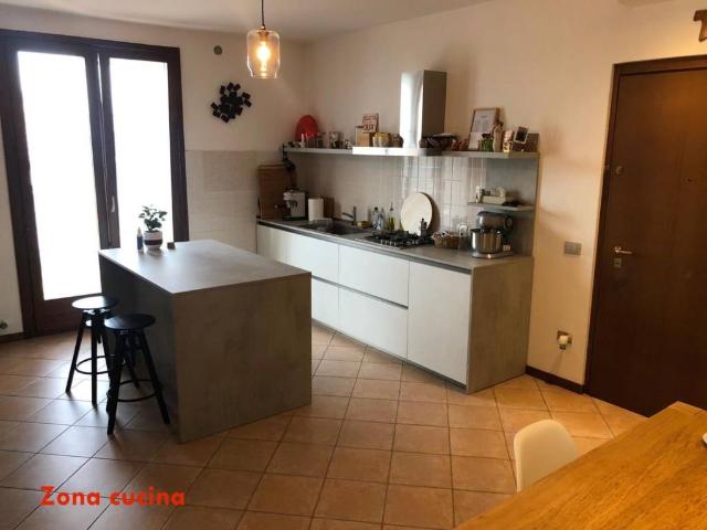Appartamento in affitto a Zevio VR