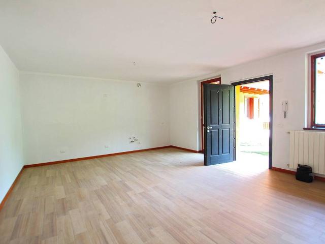 Appartamento in affitto a Zogno BG