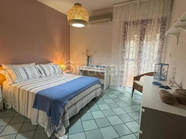 Appartamento in affitto ad Aci Castello lungomare Scardamiano, arredato, giardino privato, terrazzo TrovaCasa