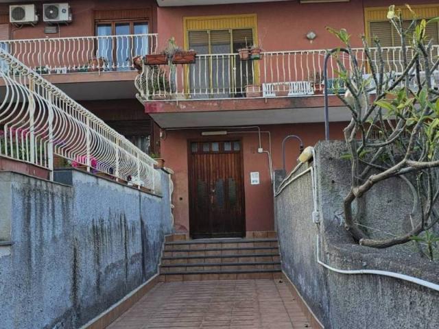 Appartamento in affitto ad Aci Castello via dei malavoglia, 11, arredato, riscaldamento autonomo, luminoso TrovaCasa
