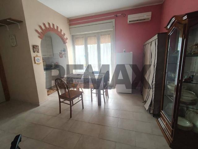 Appartamento in affitto ad Aci Castello via Litteri, 47, parzialmente arredato, luminoso, balcone TrovaCasa