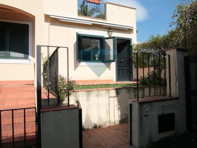 Appartamento in affitto ad Acireale via Canale Torto, arredato, giardino privato, terrazzo TrovaCasa