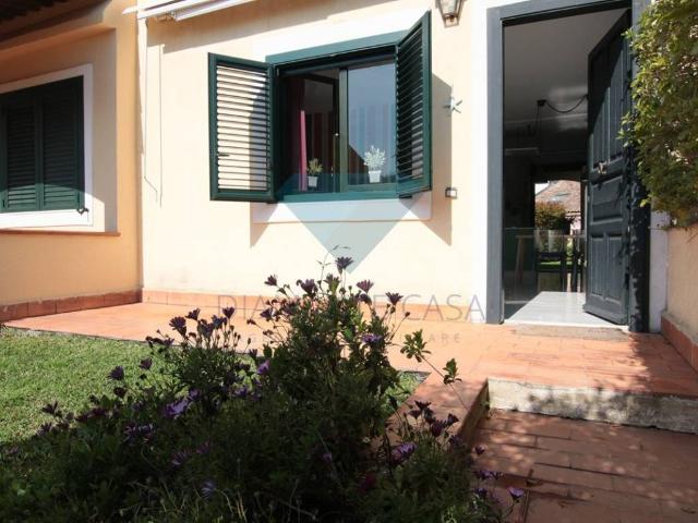 Appartamento in affitto ad Acireale via Canale Torto, arredato, giardino privato, terrazzo TrovaCasa