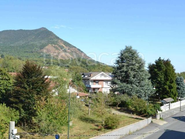Appartamento in affitto ad Almese via Rivera 52, parzialmente arredato, ascensore, lavatrice TrovaCasa