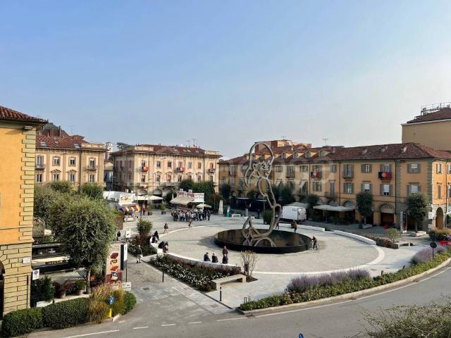 Appartamento in affitto ad Alba via Vincenzo Gioberti, 8, posto auto, terrazzo, riscaldamento autonomo TrovaCasa